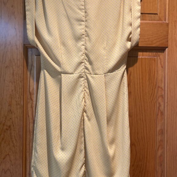 Modcloth Yellow Polka Dot Short Sleeve Dress Size Small - Picture 4 of 7